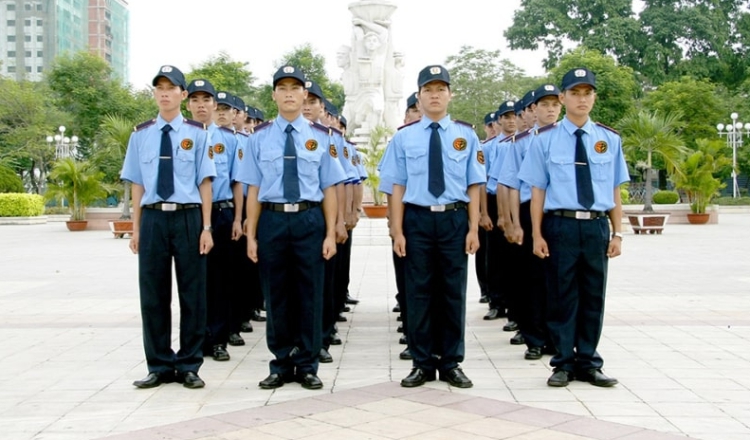 May đồng phục bảo vệ tại Hoà Thành