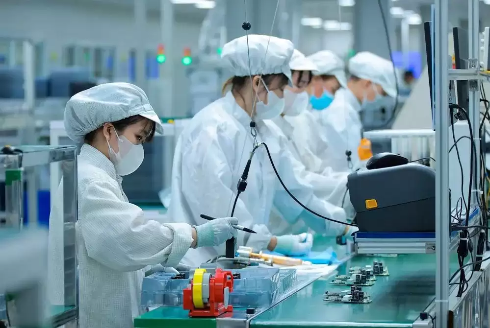 May Đồng Phục Khu Công Nghiệp Bình Phước – Giải Pháp Đồng Phục Chất Lượng Cho Doanh Nghiệp 3 May Đồng Phục Khu Công Nghiệp Bình Phước